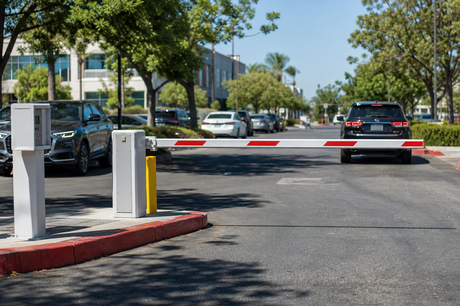 Commercial Gate Repair in Fresno – End Repeat Outages for Good
